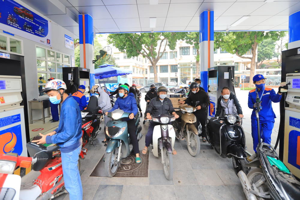 VPI dự báo giá xăng dầu giảm mạnh trong kỳ điều hành 14/8/2025 VPI dự báo giá xăng dầu giảm mạnh trong kỳ điều hành 14/8/2025