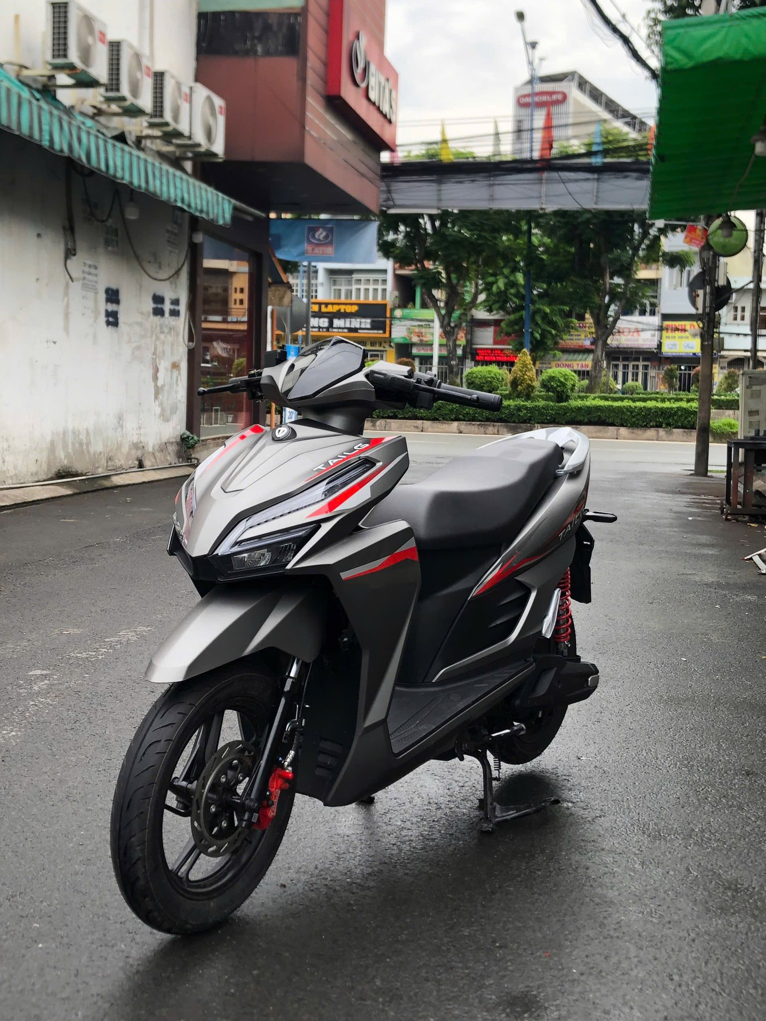 Từ ô nhiễm đến tiên phong: Cuộc cách mạng xe điện Trung Quốc và những góc nhìn tại Việt Nam