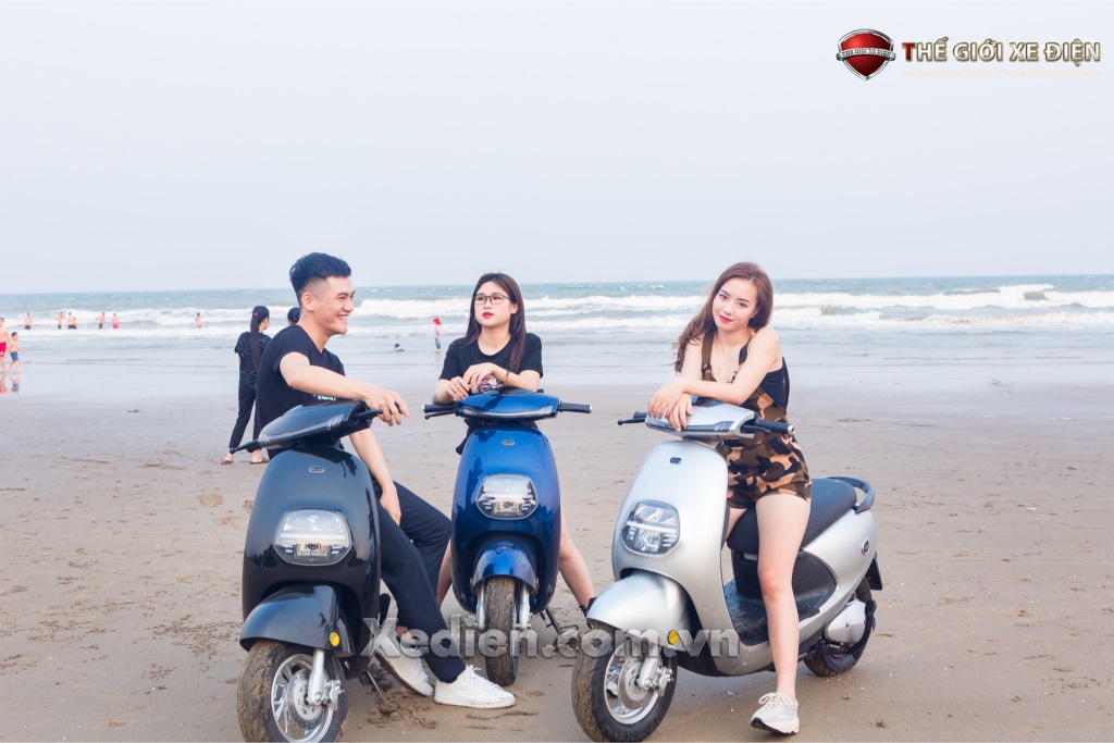 Bạn có nhận thấy vẻ đẹp của chiếc xe JVC Royal không?
